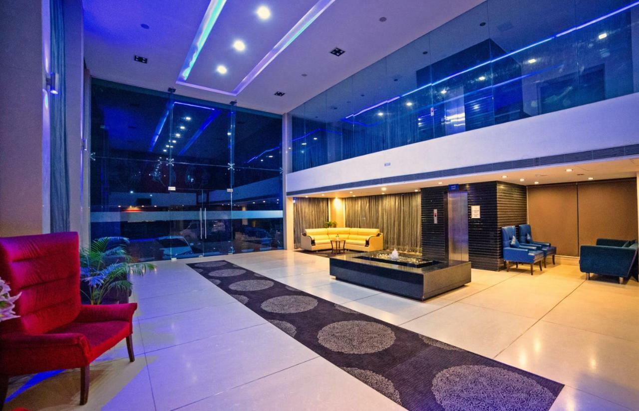 Hotel Clarks Collection Bhavnagar Exterior foto