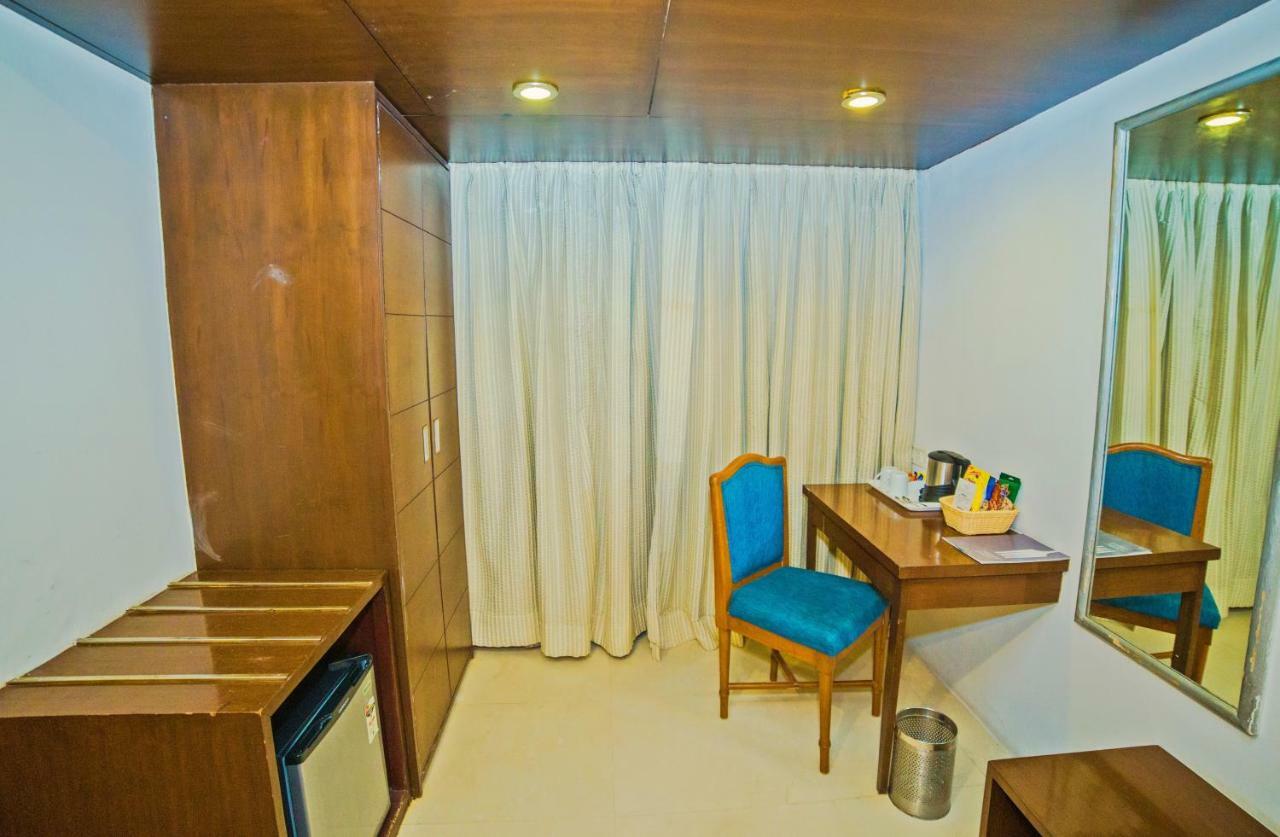 Hotel Clarks Collection Bhavnagar Exterior foto
